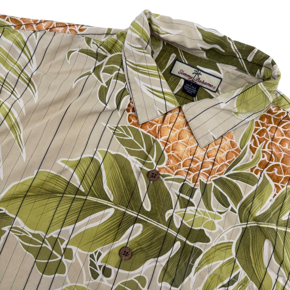 Tommy Bahama Button Up Shirt Mens L Tan Pineapple 100 Silk Tropical Short Sleeve